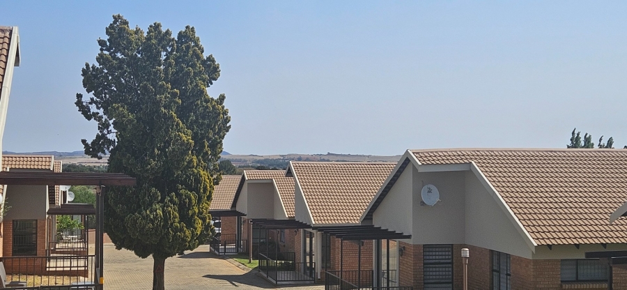 2 Bedroom Property for Sale in Langenhovenpark Free State